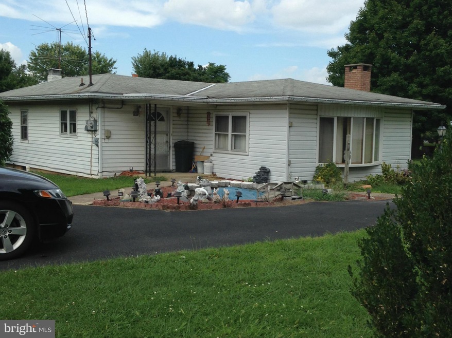 461 Reid Rd, Waynesboro, PA 17268 - photo 1