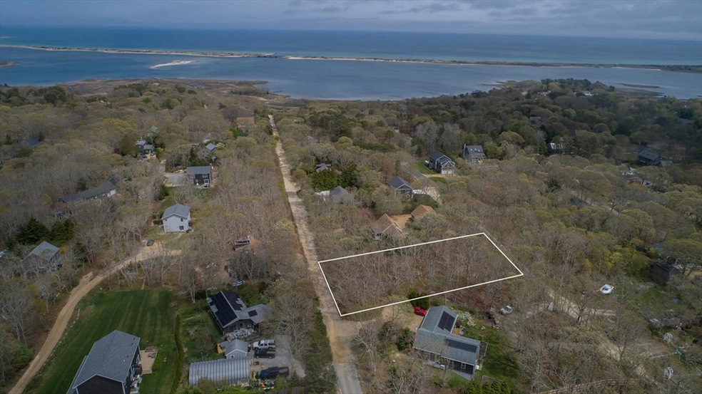 27 7th St N, Edgartown, MA 02539 - photo 1