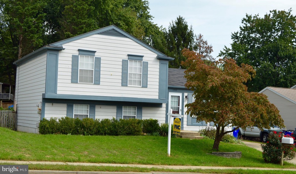 1523 Andover Ln, Frederick, MD 21702 - photo 1