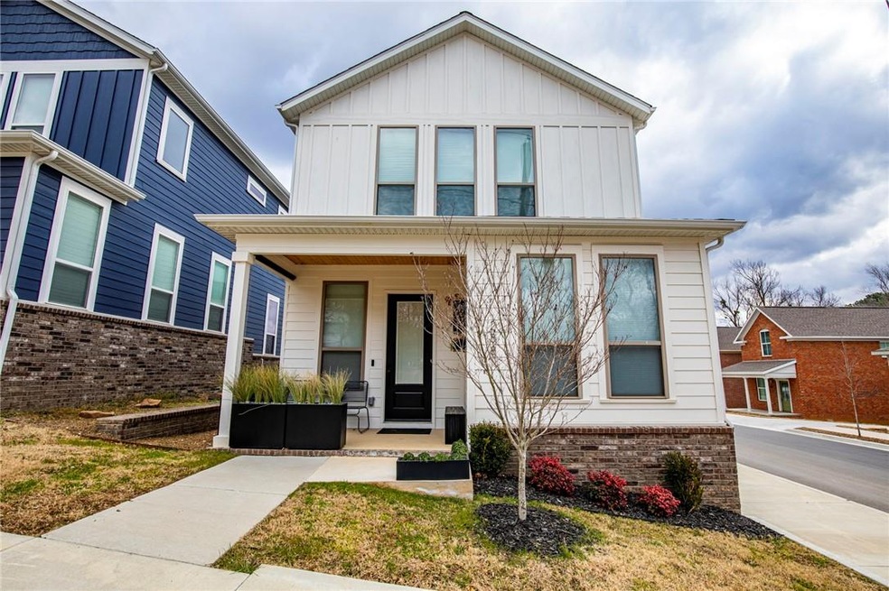238 S College Ave, Fayetteville, AR 72701 - photo 1