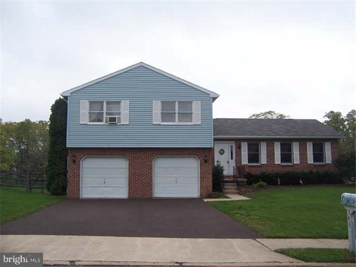 343 Estate Rd, Boyertown, PA 19512 - photo 1