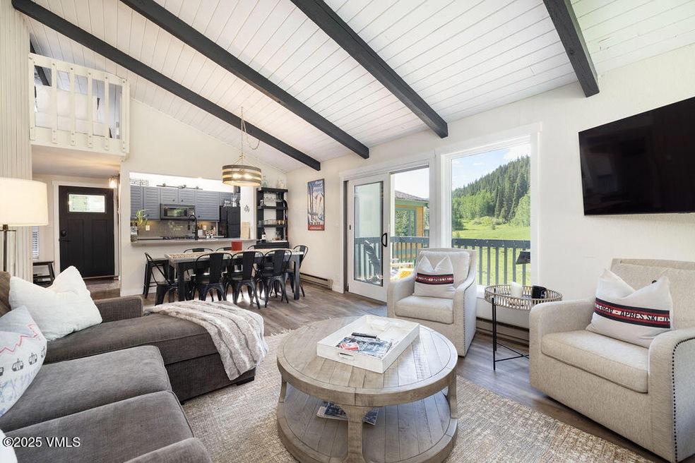 2506_timber_falls_1208_interior_living_a