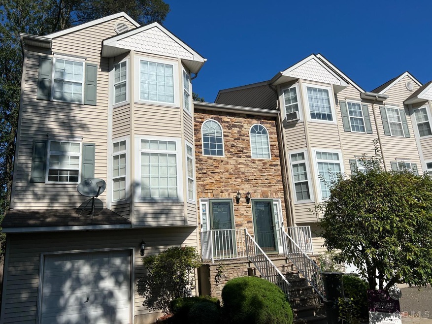 Sold $455,000 • Co-Listing Agent