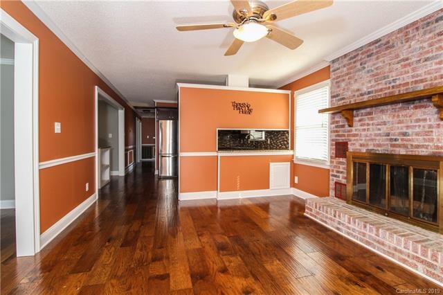 1949 Davis Cir unit 14, Clover, SC 29710 - photo 1