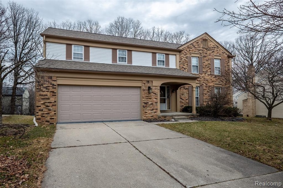 5655 Greenbriar-1.jpg