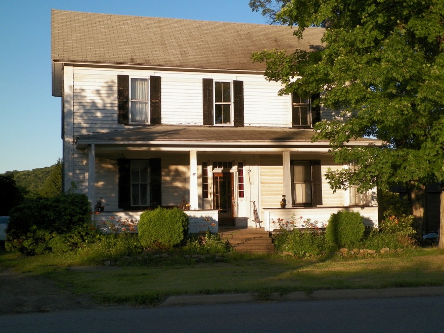 15 E 4th St, Cherry Tree, PA 15724 - photo 1