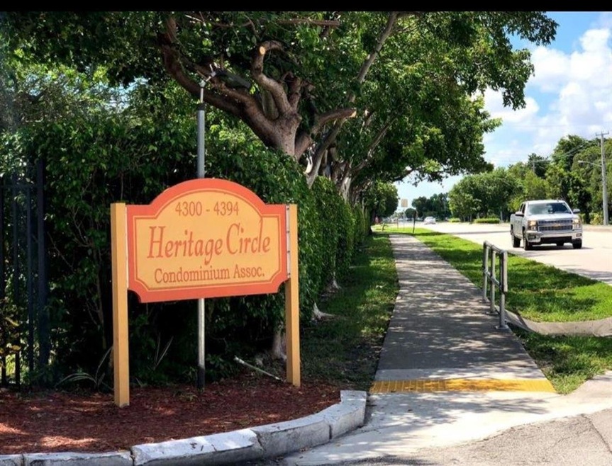 4384 NW 9th Ave Unit#20-1d, Deerfield Beach, FL 33064 - photo 1