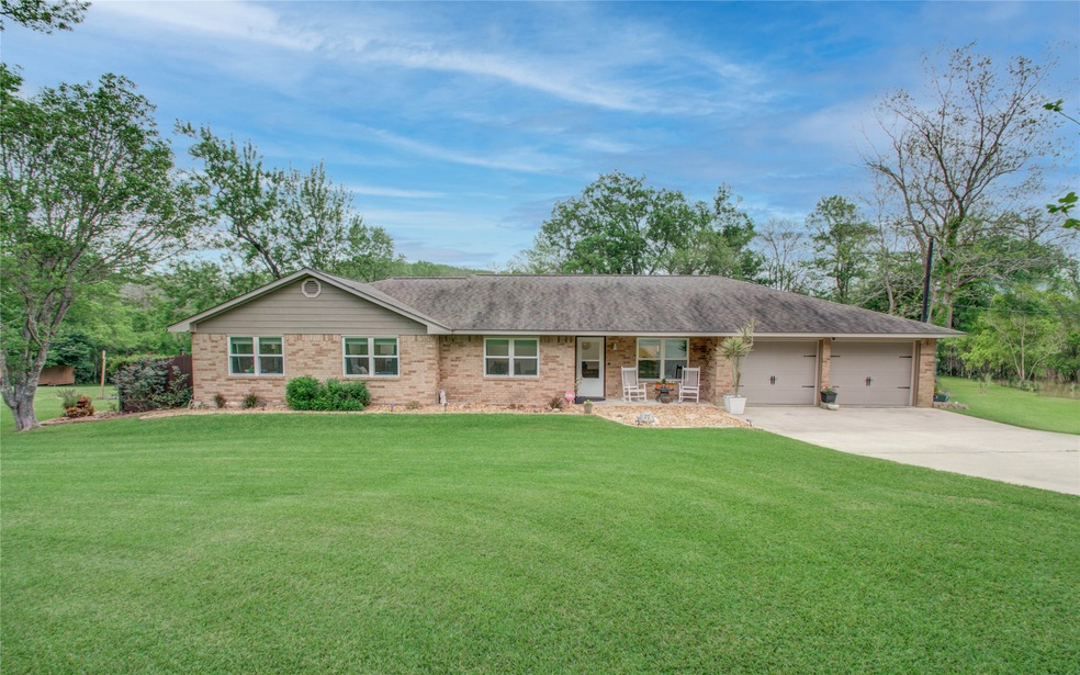 17 County Road 427 S, Dayton, TX 77535 - photo 1