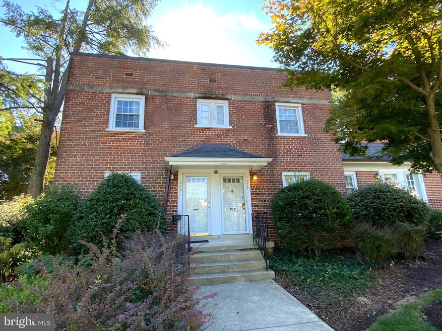 1826 E West Hwy, Silver Spring, MD 20910 - photo 1