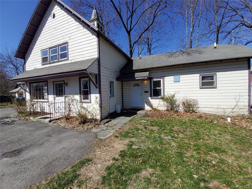 62 E Main St unit 2, Washingtonville, NY 10992 - photo 1