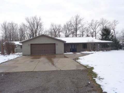 6424 Burt Rd, Birch Run, MI 48415 - photo 1