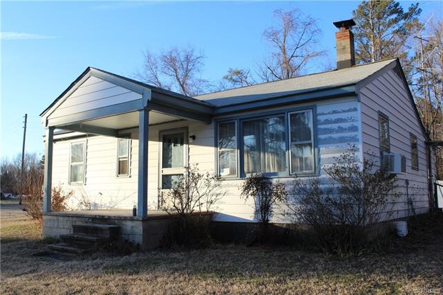 11434 Chesterfield Rd, Ruther Glen, VA 22546 - photo 1