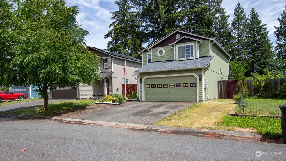 9450 Prairie Wind St SE, Yelm, WA 98597 - photo 1