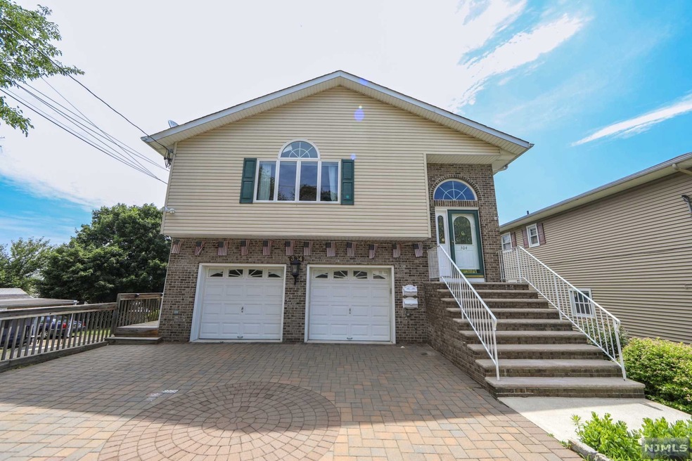 304 Farnham Ave, Lodi, NJ 07644 - photo 1