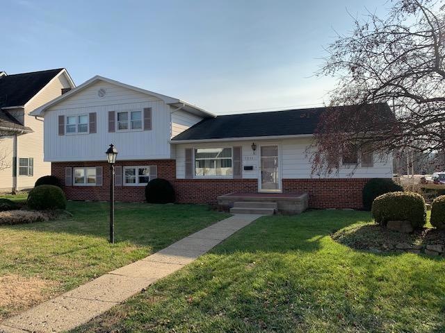1211 Church St, Logan, OH 43138 - photo 1