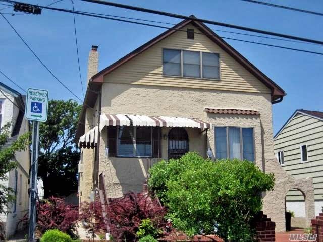 1036 California Place N, Island Park, NY 11558 - photo 1