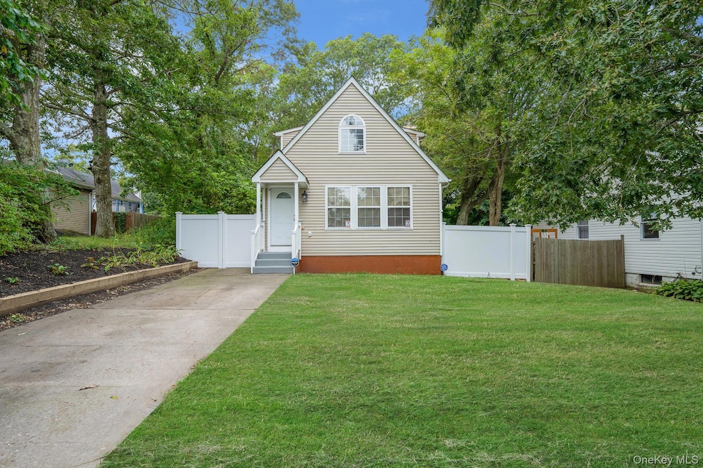 Sold $500,000 • Co-Listing Agent