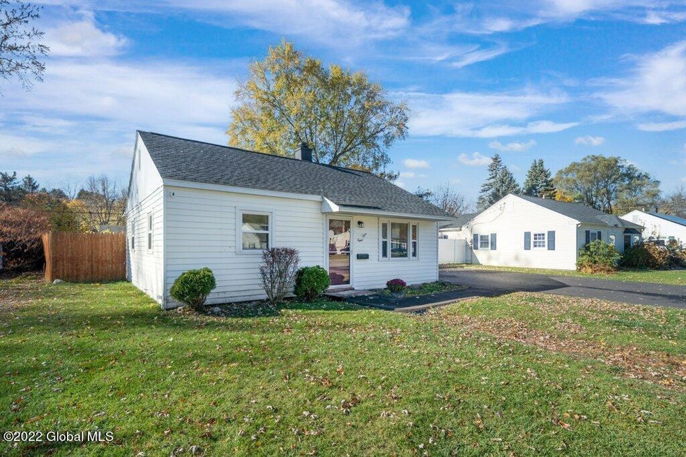 8 Mayhall St, Albany, NY 12205 - photo 1