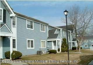 531 Correll Ave unit 20, Staten Island, NY 10309 - photo 1
