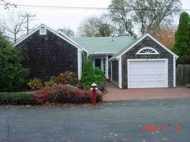 21 Norton St, Edgartown, MA 02539 - photo 1