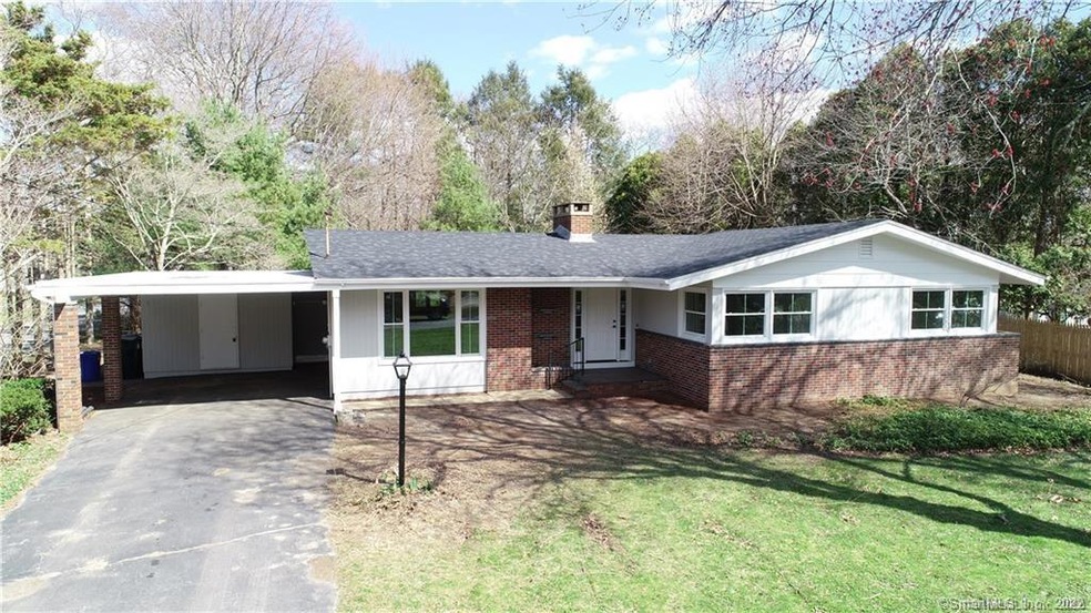 65 Rogers Lake Trail, Old Lyme, CT 06371 - photo 1