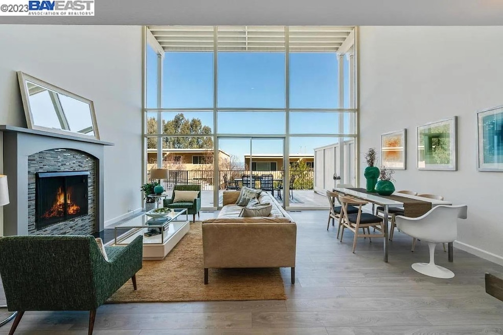 2987 Melendy Dr Unit 2