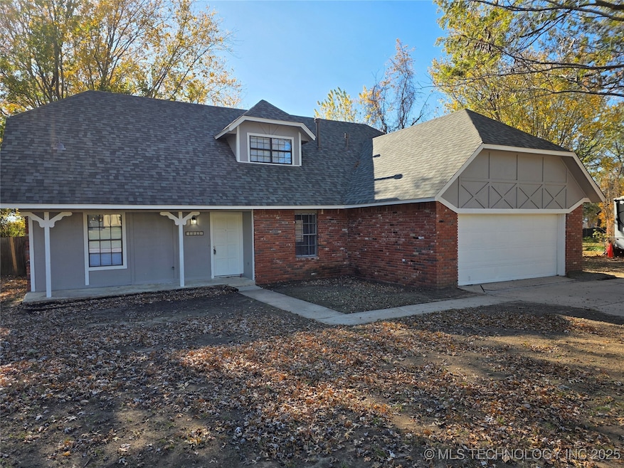 25836 Lariat Cir, Broken Arrow, OK 74014 - photo 1