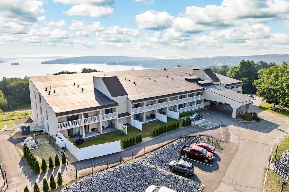 375 Endicott St N unit 104, Laconia, NH 03246 - photo 1