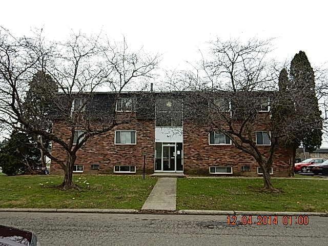 945 Welsh View Dr, Newark, OH 43055 - photo 1