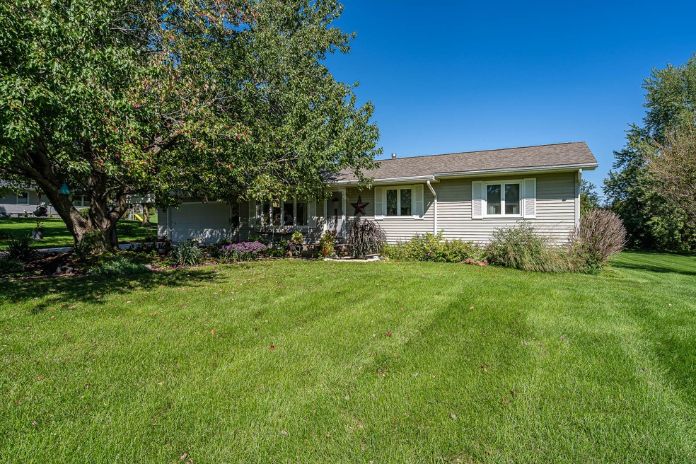 2733 Brookview Rd