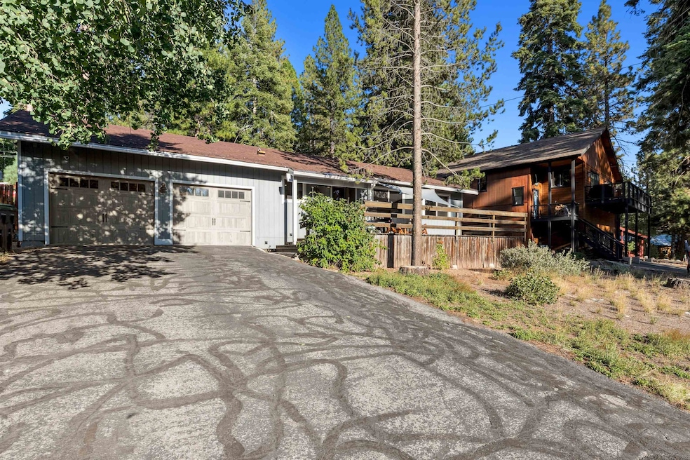 11913 Pine Forest Rd, Truckee, CA 96161 - photo 1