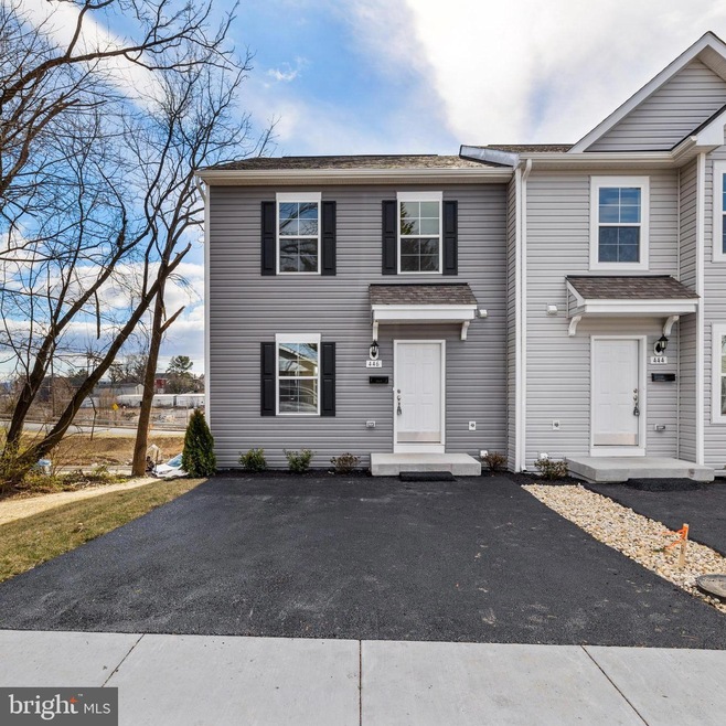 446 N Burhans Blvd, Hagerstown, MD 21740 - photo 1