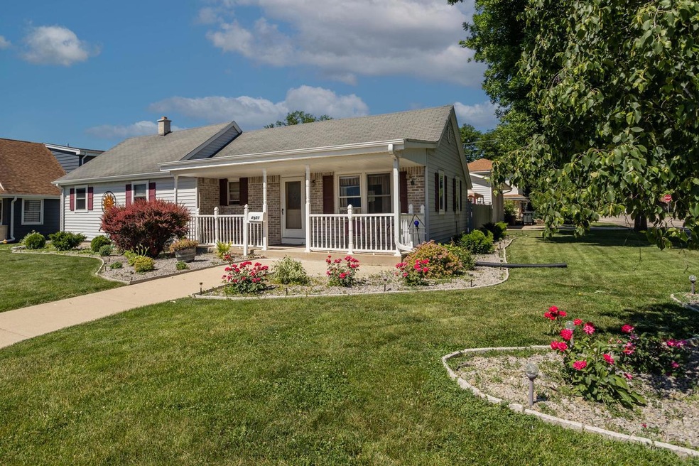 4931 N 125th St, Butler, WI 53007 - photo 1