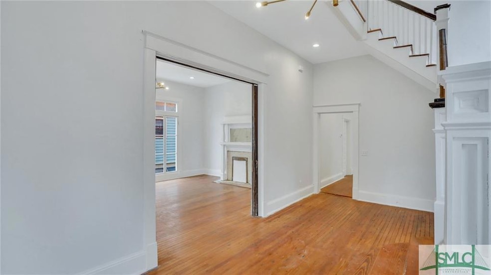 411 W 36th St, Savannah, GA 31401 - photo 1