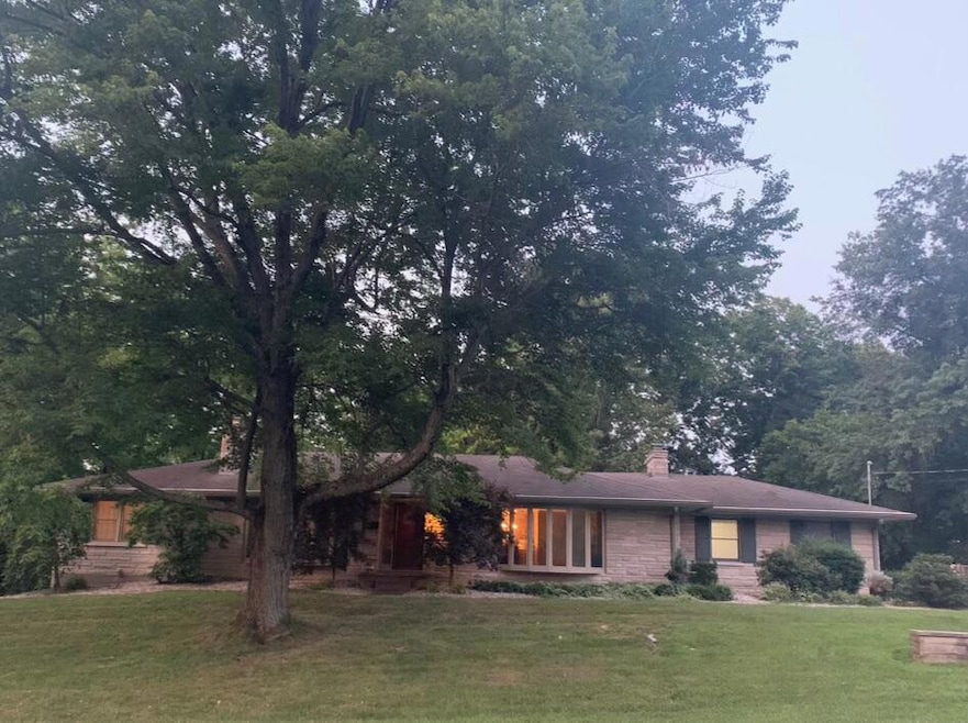 8111 Acme Way, Louisville, KY 40219 - photo 1