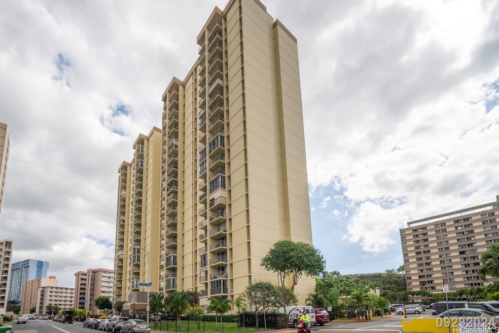 Century West unit 1403, Honolulu, HI 96818 - photo 1