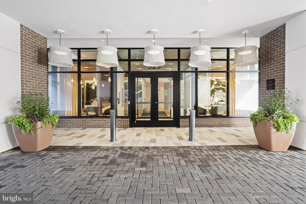 Venue Alexandria unit 102, Alexandria, VA 22314 - photo 1