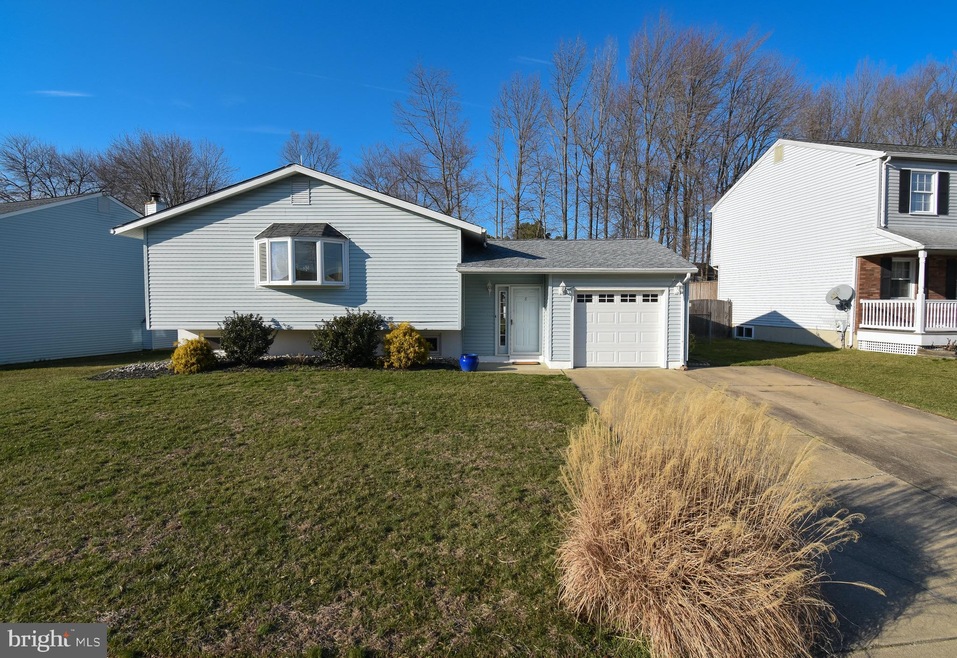 8 Bristlecone Ct, Newark, DE 19702 - photo 1