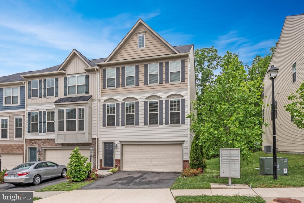 42728 Ogilvie Square, Ashburn, VA 20148 - photo 1