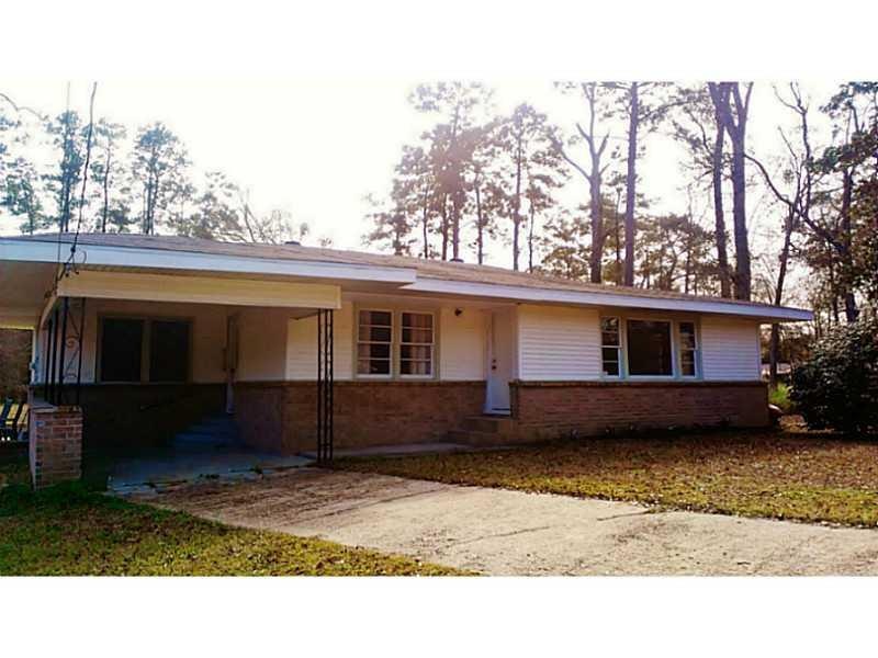 Exterior Front. Welcome home to this adorable cott
