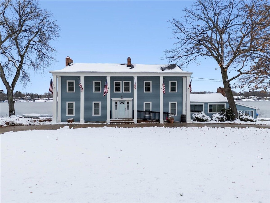 6081 Kinyon Dr, Brighton, MI 48116 - photo 1