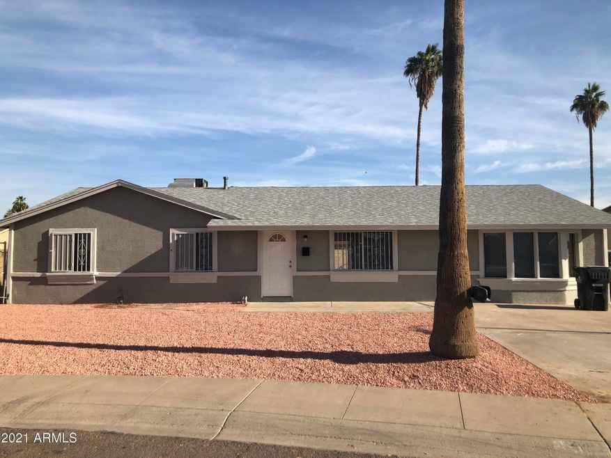 2013 N 55th Ln, Phoenix, AZ 85035 - photo 1