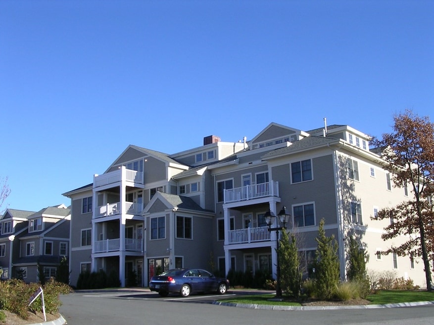 Marblehead Highlands unit 304, Marblehead, MA 01945 - photo 1