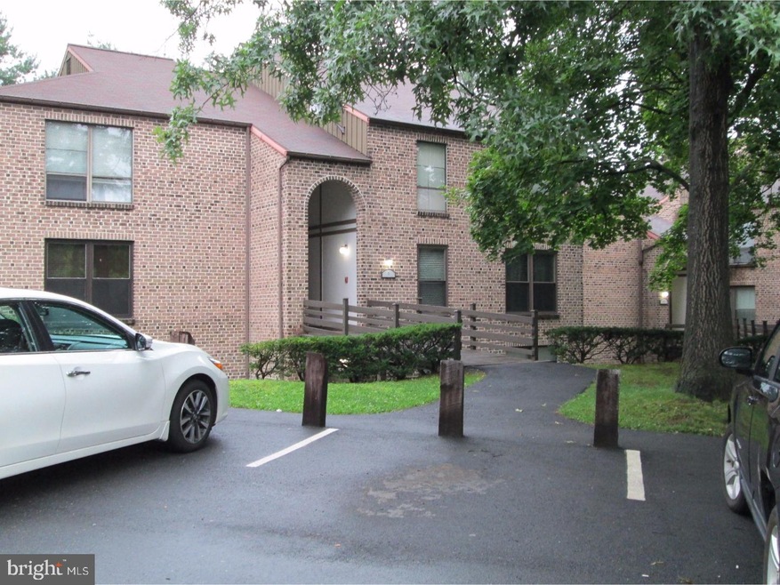 9E Fairway Rd, Reading, PA 19607 - photo 1