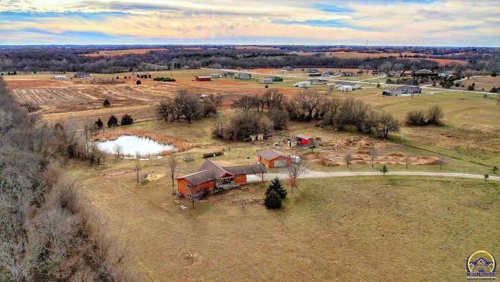 6645 SW 69th St, Auburn, KS 66402 - photo 1