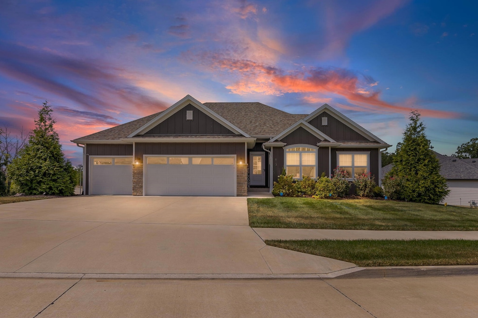 613 Sahalee Ct, Columbia, MO 65201 - photo 1