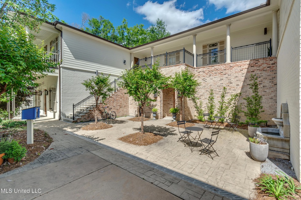 128 N Maple St Suite B-47