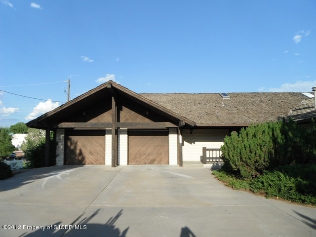 5802 Cedarwood Dr, Farmington, NM 87402 - photo 1