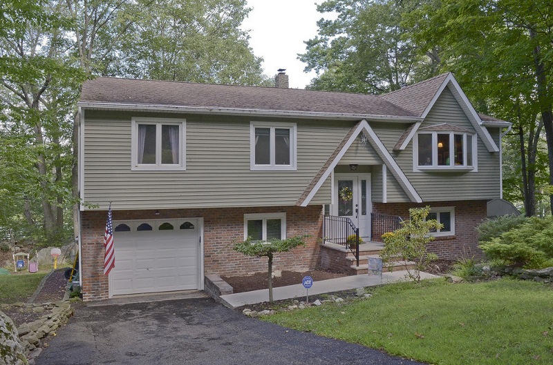 43 Tamarack Rd, Byram Township, NJ 07821 - photo 1