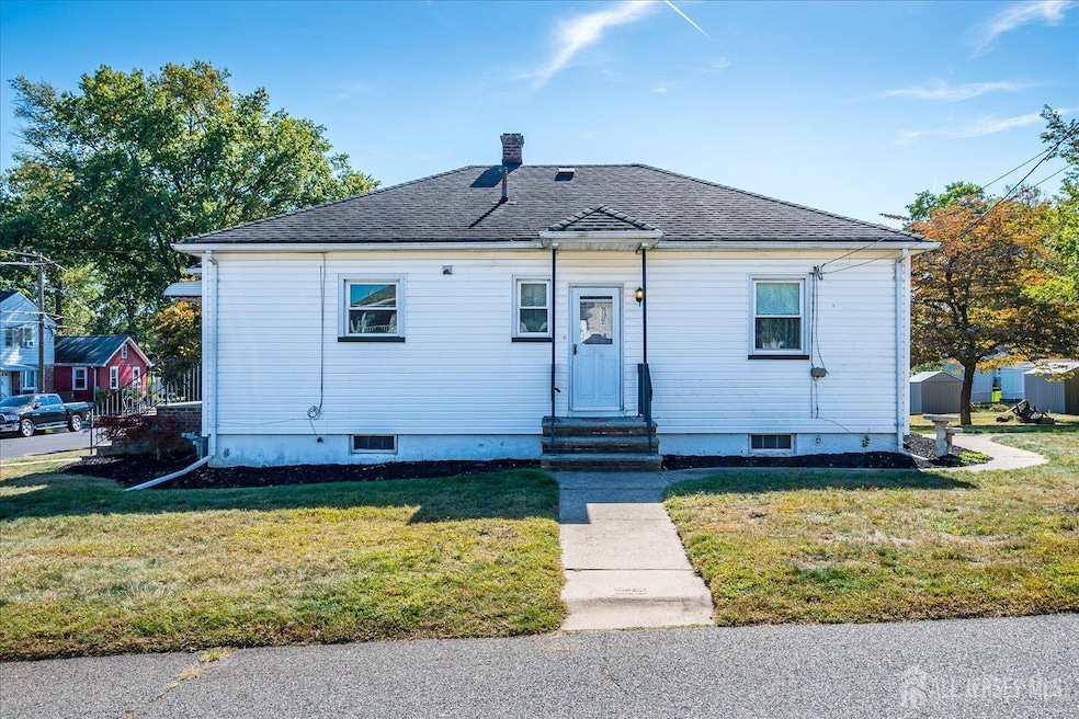 92 Lake View Blvd, Edison, NJ 08817 - photo 1